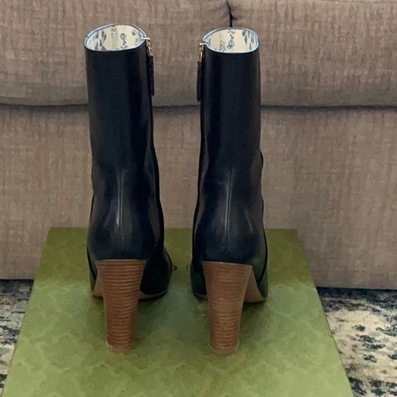 Gucci Hills Logo Bootie - Picture 3 of 6